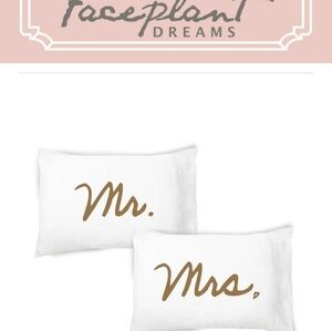 Faceplant Mr. & Mrs. Pillowcases